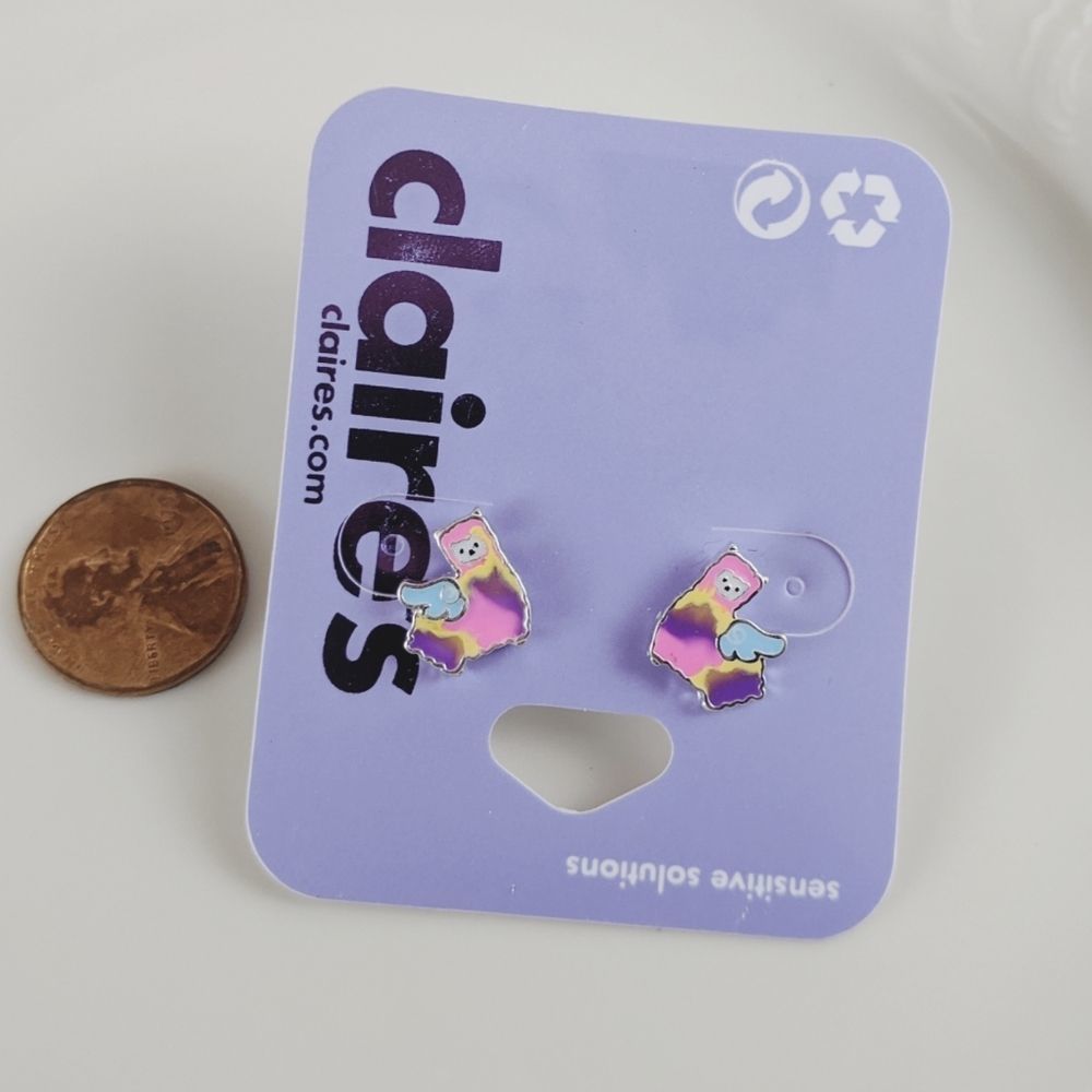 🖤3 for 25🖤Claire's Flying Llama Rainbow Earrings